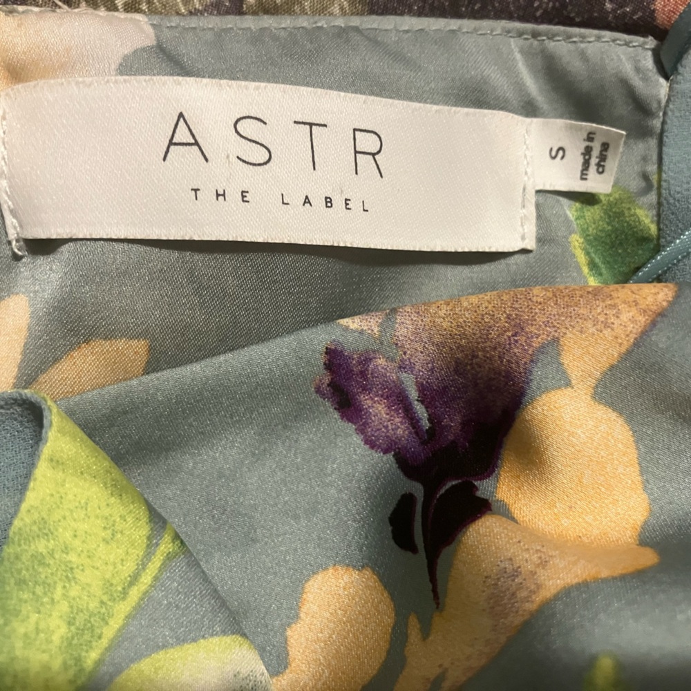 Astr The Label Sandrine Floral Halter Tie Open Back Midi Dress - Picture 9 of 10